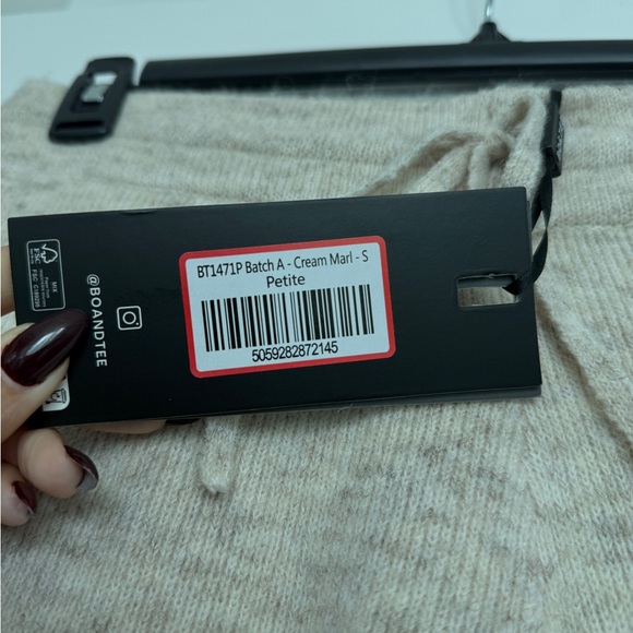 Oh Polly (Bo + Tee) Petite Mid-Rise Wide-Leg Joggers in Cream Marl - Picture 6 of 8